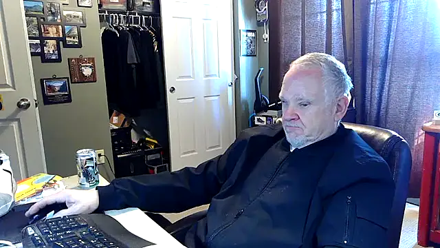 nobledad online show from February 27, 2:39 pm