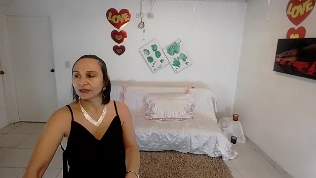 Snapshot of lollita_23_ chatting on April 30, 6:58 pm lollita 23 online show from April 30, 6:58 pm