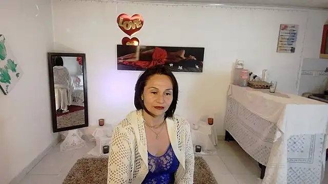 Snapshot of lollita_23_ chatting on May 7, 7:30 pm lollita 23 online show from May 7, 7:30 pm