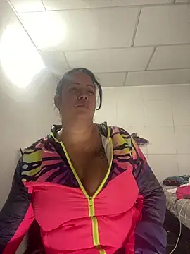 CamelliaLong online show from April 14, 8:26 pm