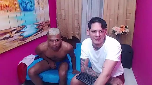 Snapshot of two_monstercock chatting on December 16, 8:36 pm two monstercock online show from December 16, 8:36 pm