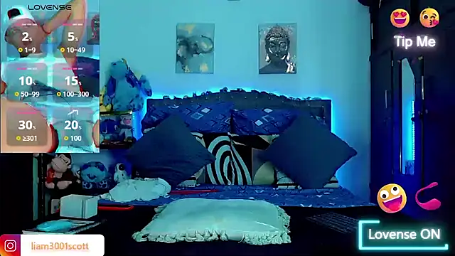 Liamscott  online show from November 11, 7:03 pm