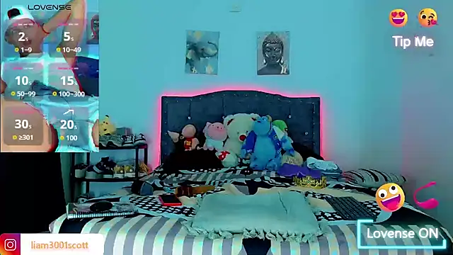 Liamscott  online show from December 1, 5:51 pm