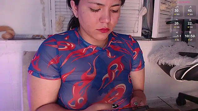 JulianaCastillo online show from February 2, 8:13 am