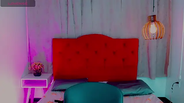 Snapshot of Jessica_smith_1 chatting on March 4, 11:29 am Jessica smith 1 online show from March 4, 11:29 am