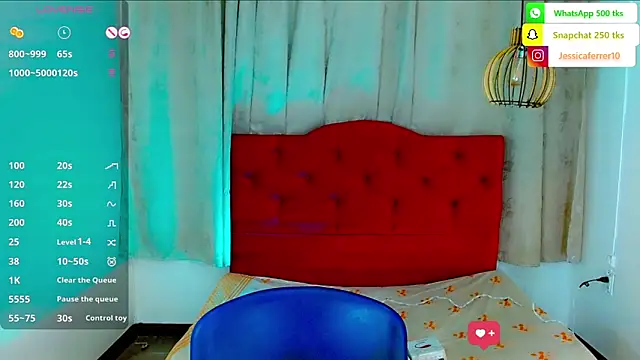 Snapshot of Jessica_smith_1 chatting on October 24, 11:17 am Jessica smith 1 online show from October 24, 11:17 am