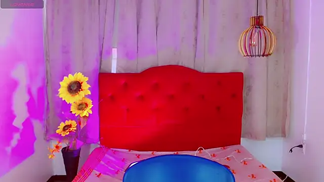 Snapshot of Jessica_smith_1 chatting on November 5, 11:10 am Jessica smith 1 online show from November 5, 11:10 am