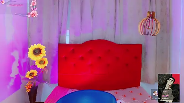 Snapshot of Jessica_smith_1 chatting on November 14, 11:09 am Jessica smith 1 online show from November 14, 11:09 am