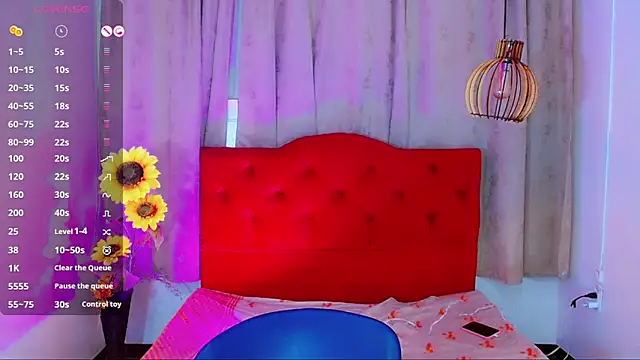 Snapshot of Jessica_smith_1 chatting on November 15, 11:40 am Jessica smith 1 online show from November 15, 11:40 am