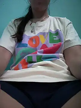 Snapshot of rossana99_ chatting on June 21, 11:02 am rossana99 online show from June 21, 11:02 am