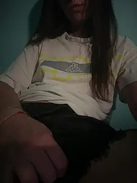 Snapshot of rossana99_ chatting on July 4, 4:46 pm rossana99 online show from July 4, 4:46 pm