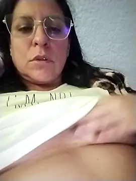 LucifernandaSw online show from April 20, 1:30 am