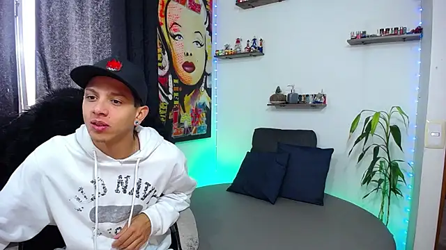 HillAndJack333 online show from January 21, 12:07 pm