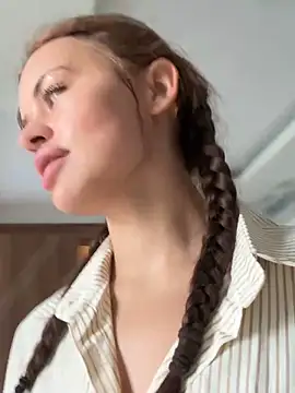 AngelinaTeller online show from November 1, 1:40 am