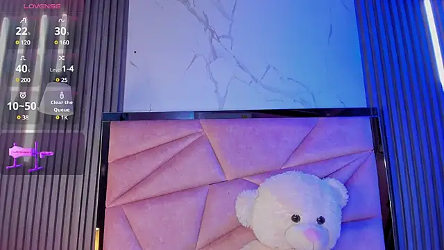 Alisse Miller online show from February 2, 5:21 am