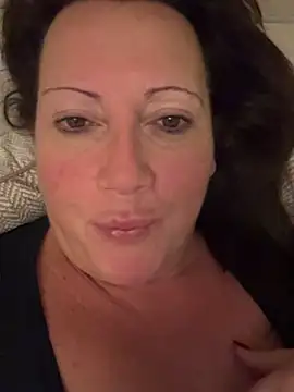 xsexycurvymilf online show from December 11, 6:36 am