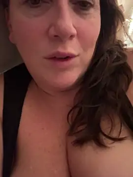 xsexycurvymilf online show from January 29, 10:27 am