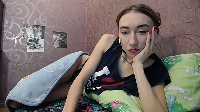 Snapshot of Fire__Foxx chatting on December 15, 7:57 am Fire Foxx online show from December 15, 7:57 am