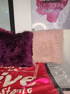 hanaa 18 online show from November 18, 2:21 pm