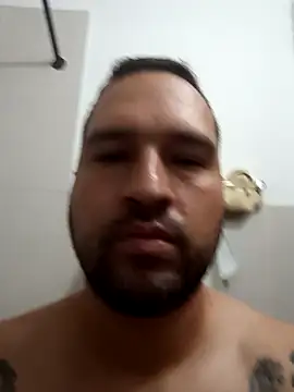 Snapshot of Larrygoodfi chatting on November 1, 1:24 pm Larrygoodfi online show from November 1, 1:24 pm