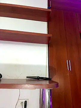 ivannapretyts online show from September 17, 4:41 pm