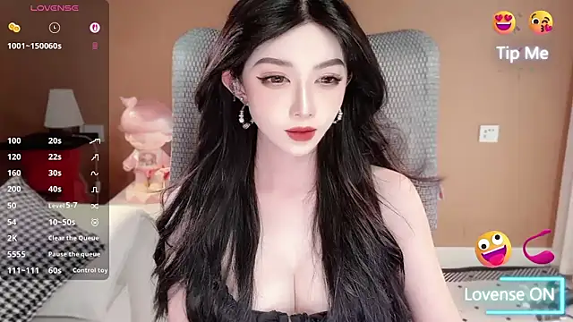Snapshot of vyizh- chatting on May 7, 2:11 pm vyizh- online show from May 7, 2:11 pm