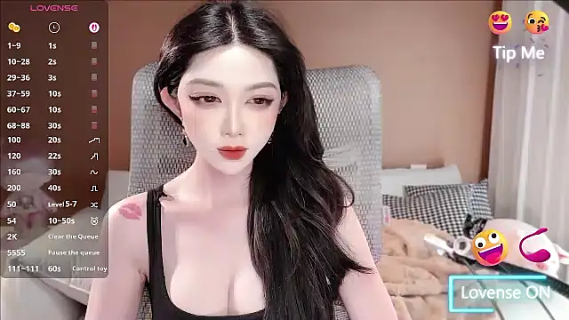 Snapshot of vyizh- chatting on May 21, 1:29 pm vyizh- online show from May 21, 1:29 pm