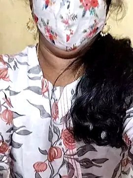 Snapshot of Susma-Telugu chatting on February 26, 7:38 pm Susma-Telugu online show from February 26, 7:38 pm