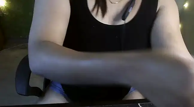  Redwine  online show from December 6, 6:37 am