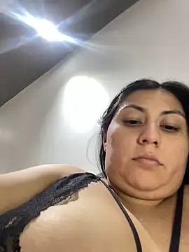 valentinesexx online show from January 15, 1:34 am