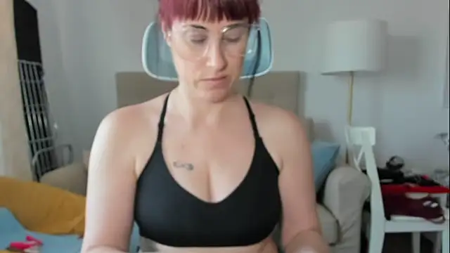 emmita69  online show from March 25, 7:14 am