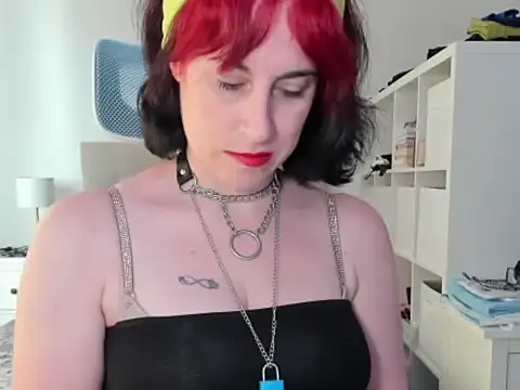 Snapshot of emmita69_ chatting on May 22, 6:02 pm emmita69 online show from May 22, 6:02 pm