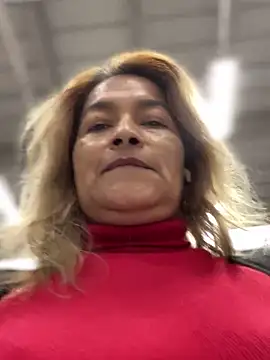 Snapshot of Jlo_69 chatting on February 3, 10:32 pm Jlo 69 online show from February 3, 10:32 pm