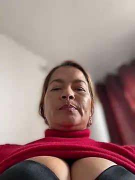 Snapshot of Jlo_69 chatting on February 6, 9:38 pm Jlo 69 online show from February 6, 9:38 pm