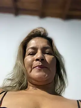 Snapshot of Jlo_69 chatting on February 23, 3:24 am Jlo 69 online show from February 23, 3:24 am