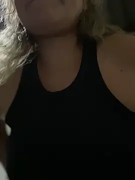 Snapshot of Jlo_69 chatting on March 9, 10:19 pm Jlo 69 online show from March 9, 10:19 pm