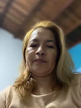 Snapshot of Jlo_69 chatting on September 18, 3:41 am Jlo 69 online show from September 18, 3:41 am