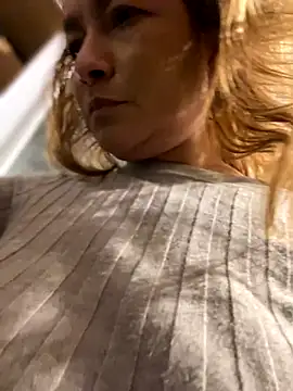 Snapshot of Jlo_69 chatting on November 13, 10:25 am Jlo 69 online show from November 13, 10:25 am