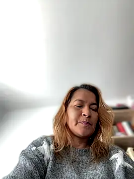 Snapshot of Jlo_69 chatting on November 15, 8:55 am Jlo 69 online show from November 15, 8:55 am