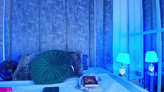 Amareto  online show from March 26, 11:05 am