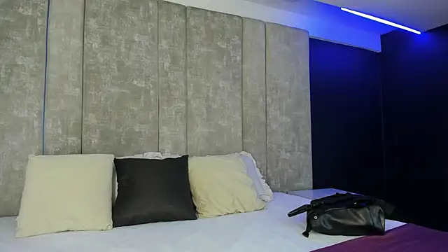 Amareto  online show from April 14, 9:26 am