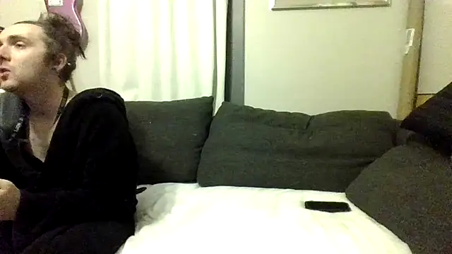 Snapshot of linsnextdoor26 chatting on January 16, 8:40 am linsnextdoor26 online show from January 16, 8:40 am