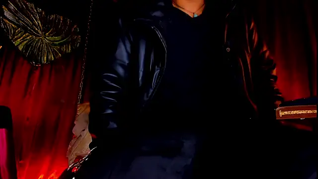 LatinMilk  online show from February 7, 4:14 pm