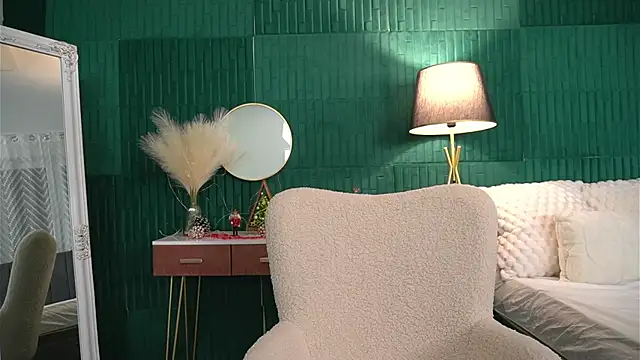 HaileyMoonn online show from December 3, 4:09 am