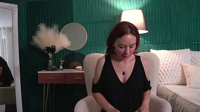 HaileyMoonn online show from July 22, 3:31 am