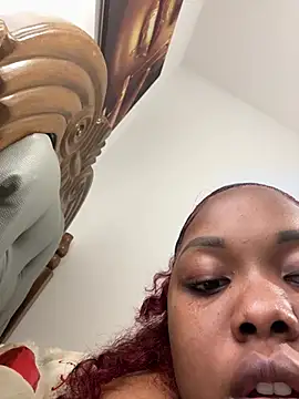 SSEXYBUBBLEBUTT101 online show from February 4, 10:13 pm