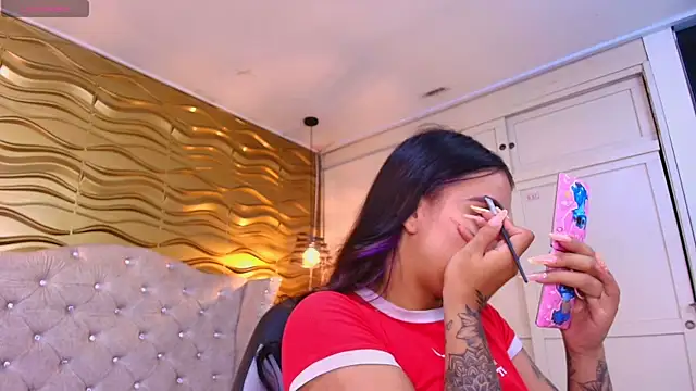 Andreita Jones online show from April 23, 11:31 am