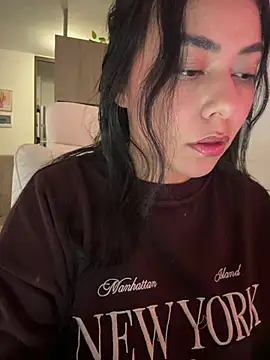 PetitLumiere online show from January 19, 2:36 am