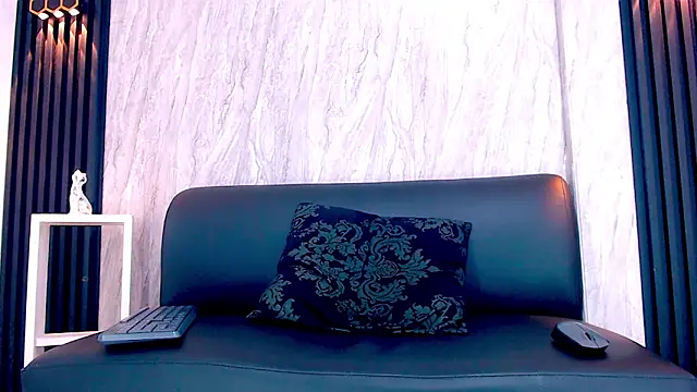 Snapshot of ricky_vill_ chatting on September 21, 3:52 am ricky vill online show from September 21, 3:52 am