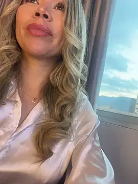 Ammy Castro online show from April 27, 10:41 pm